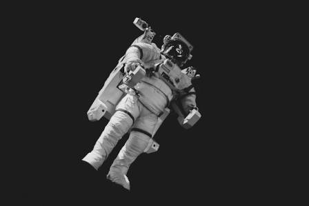 How to become an astronaut