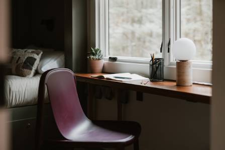 How To Create A Cozy Reading Nook